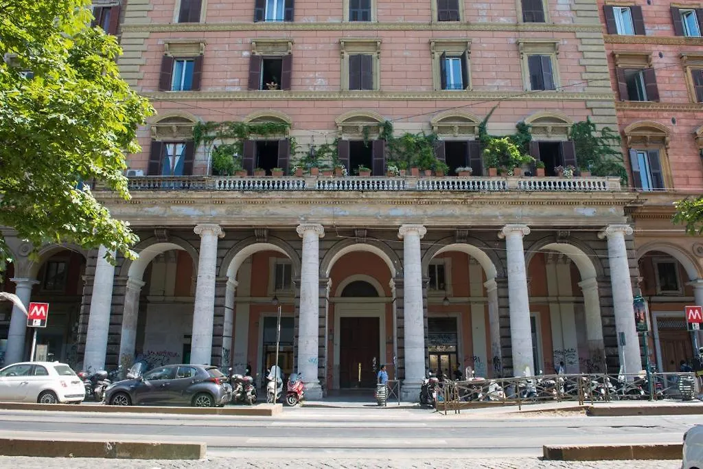 Vittorio Apartment Rome-1