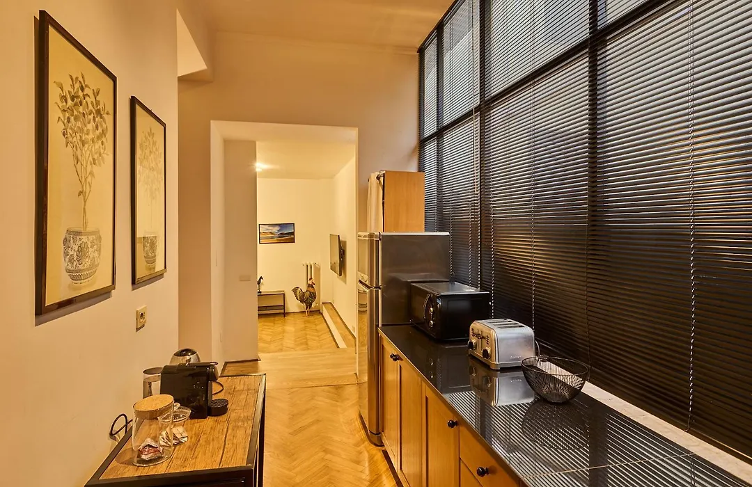 Vittorio Apartment Rome-1